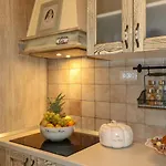 Villa Nona Marija *