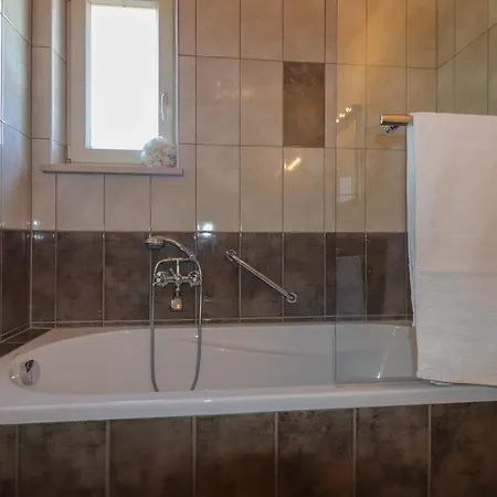 Nona Marija Sveti Lovreč Pazenatički