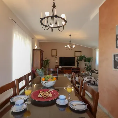 Villa Nona Marija *